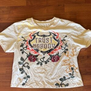 Kids White Graphic Tee with 'Trust Nobody' and Rose Design